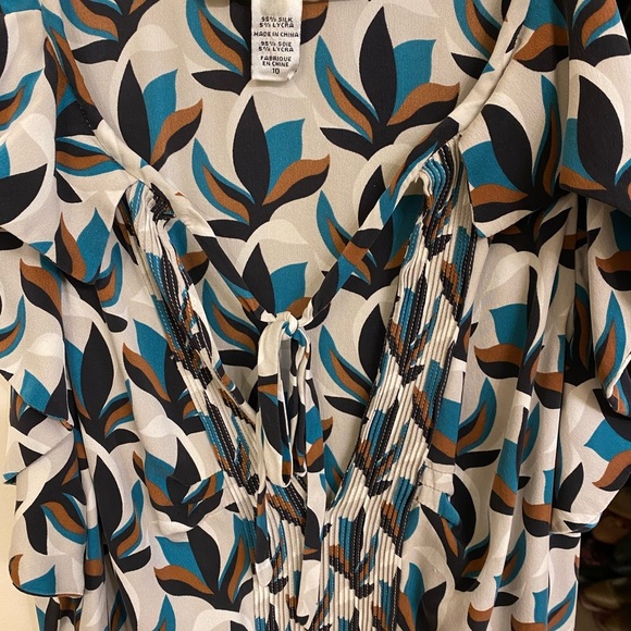 Diane Von Furstenderg DVF Silk Pattern Blouse (S) - Picture 5 of 6